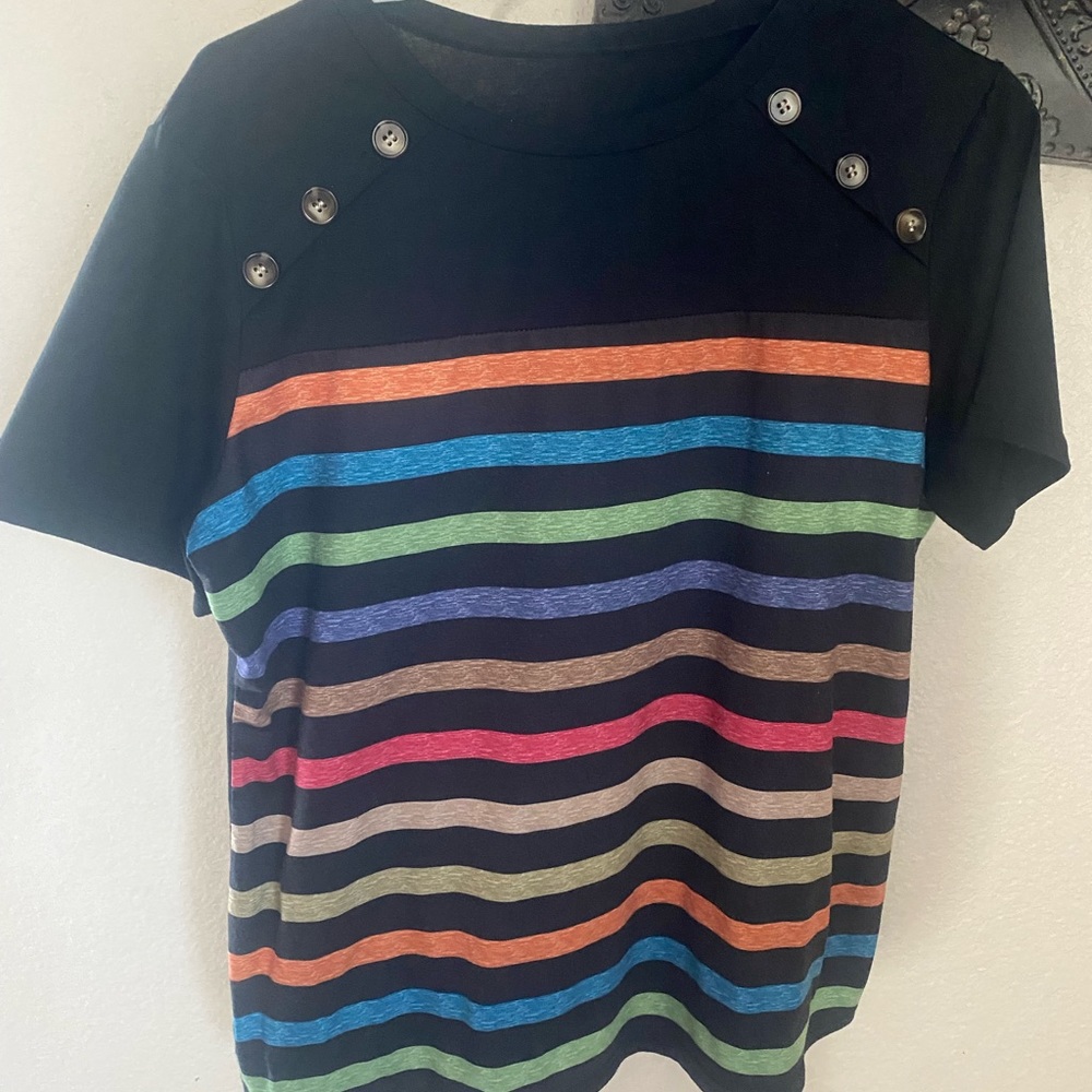 Multicolor shirts size large